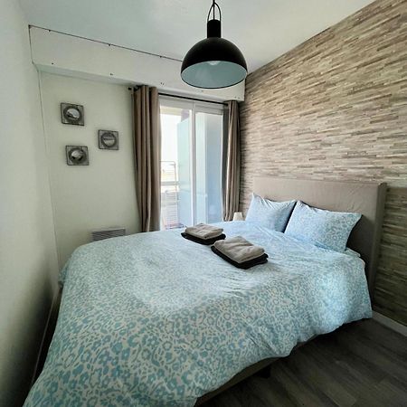 Appartement Vue Mer Et Marina, Loggia - Parking Курсель-сюр-Мер Екстер'єр фото