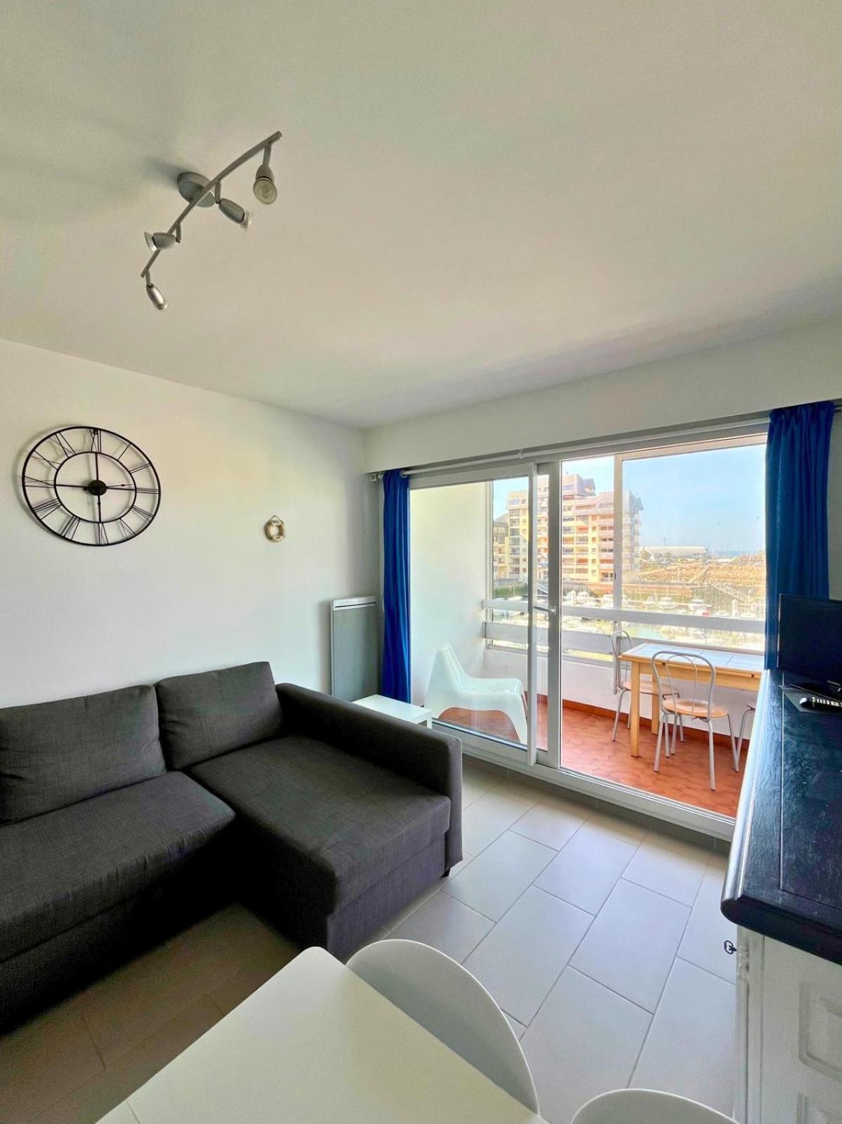 Appartement Vue Mer Et Marina, Loggia - Parking Курсель-сюр-Мер Екстер'єр фото